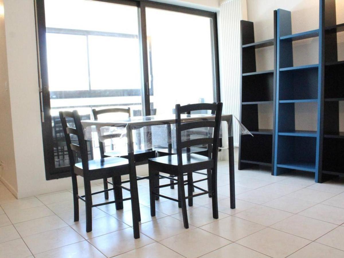 La Rochelle: Appt 2p4c Avec Piscine, Tennis, Proche - Fr-1-246-310 Apartment